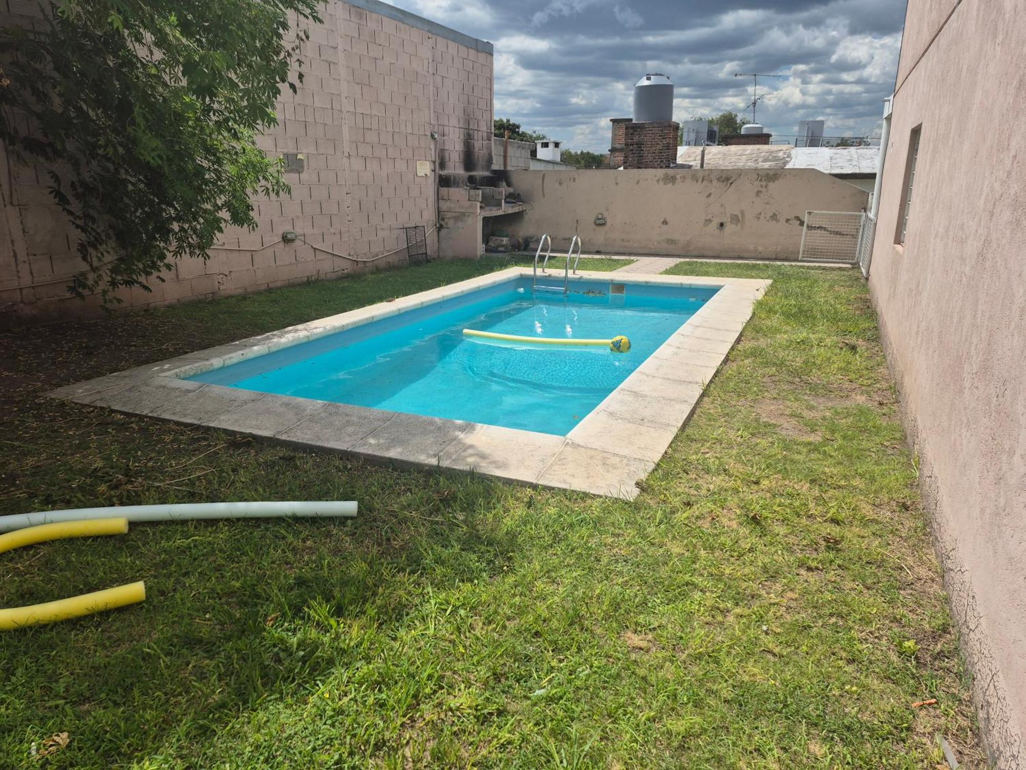 Apartamento Departamento En Complejo Con Pileta, Cerca Del Rio, Carlos Paz *